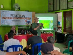 Bhabinkamtibmas Desa Seteluk Atas Dampingi Kelompok Tani Ikuti Penyuluhan Pertanian