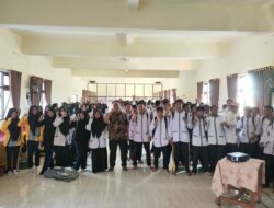 Sat Resnarkoba Lakukan Sosialisasi Bahaya Narkoba di SMKN 1 Taliwang
