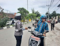 Sat Lantas Polres Bima Kota Tertibkan Pelanggar Lalu Lintas Kasat Mata di Jalan Gatot Subroto