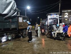 Arus Penumpang Lancar, Pelabuhan Lembar Dijaga Ketat Semalaman