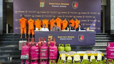 Modus Es Batu! Pengoplos Gas Elpiji Subsidi Untung Gede di Jakarta