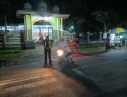 Ramadan di Sekotong: Polsek Sekotong Pastikan Ibadah Tarawih Kondusif