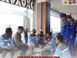 Pos Terpadu Pelabuhan Laut Bima Imbau Porter Jaga Keamanan Barang Bawaan Penumpang