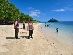Aman Nyaman di Pantai Sekotong, Polisi Hadir dengan Himbauan Humanis