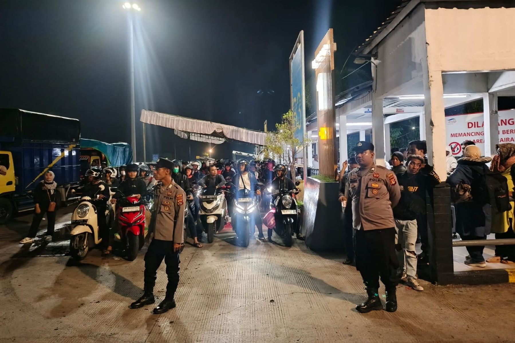 Pengamanan Maksimal di Lembar, Warga Bisa Berlayar Aman