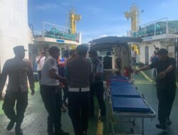 Kolaborasi Polsek dan BKK Lembar Selamatkan Ibu Melahirkan di Kapal
