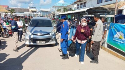 Pos Pelayanan Idulfitri 2025 Polsubsektor Kawasan Pelabuhan Laut Sape Layani Arus Balik ke NTT