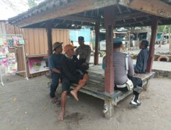 Polsek Lembar Ciptakan Kamtibmas Kondusif Melalui Patroli Dialogis