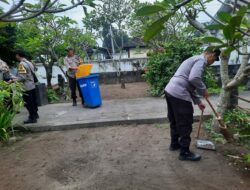 Polri Peduli: Pembersihan Pure Datar oleh Polsek Labuapi