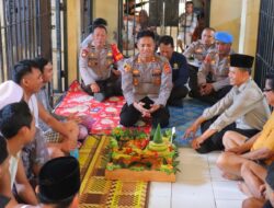Hari Bhayangkara ke-79 Kapolres Lombok Utara Bagi Kebahagiaan Dengan Tahanan