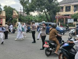 Polsek Rasanae Barat Gelar Rawan Pagi, Bantu Kelancaran Arus Lalu Lintas dan Beri Rasa Aman Pengguna Jalan