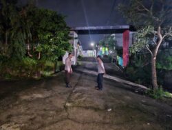 Patroli Pemukiman, Polres Lombok Tengah Pastikan Masyarakat Aman pada Malam Hari