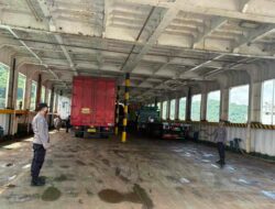 Jelang Nataru, Keamanan Pelabuhan Lembar Berlapis: Fokus Cek Surat Kendaraan