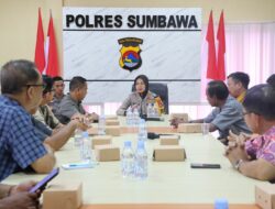 Jamin Keamanan Ibadah Natal, Kapolres Sumbawa Serap Aspirasi dan Perkuat Sinergi Bersama FKGK