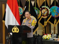 Bangun 101 Jembatan di Pelosok Negeri, Kapolri: Anak-anak Tak Perlu Lagi Renang saat ke Sekolah