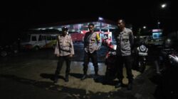 Sinergi Menjaga Harkamtibmas di Malam Pergantian Tahun, Polsek Bolo Bersama Koramil Bolo Menggelar Patroli Gabungan