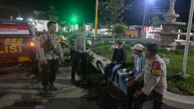 Patroli KRYD Malam Hari, Polsek Woha Ciptakan Situasi Kamtibmas Yang Aman dan Kondusif